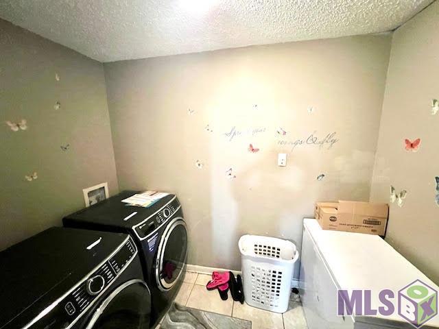 11121 Cypress Dale Avenue Baton Rouge, LA 70807 - Photo 13 of 16 Laundry