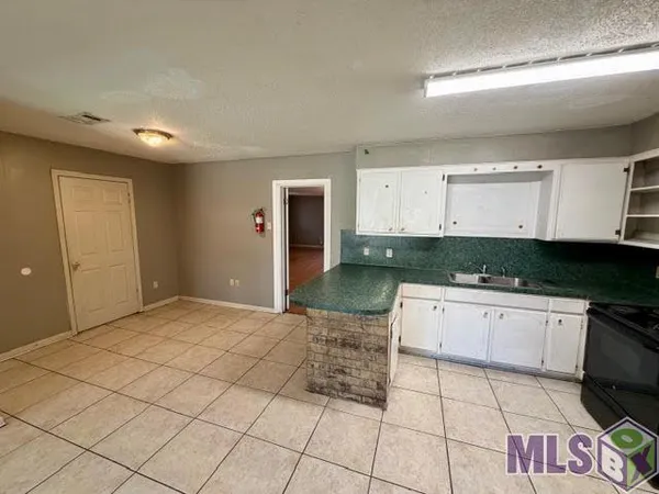 $109,900 | 11121 Cypress Dale Avenue, Baton Rouge, LA 70807