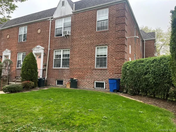 $3,250 | 208-08 39th Avenue, Unit 1 | Bayside
