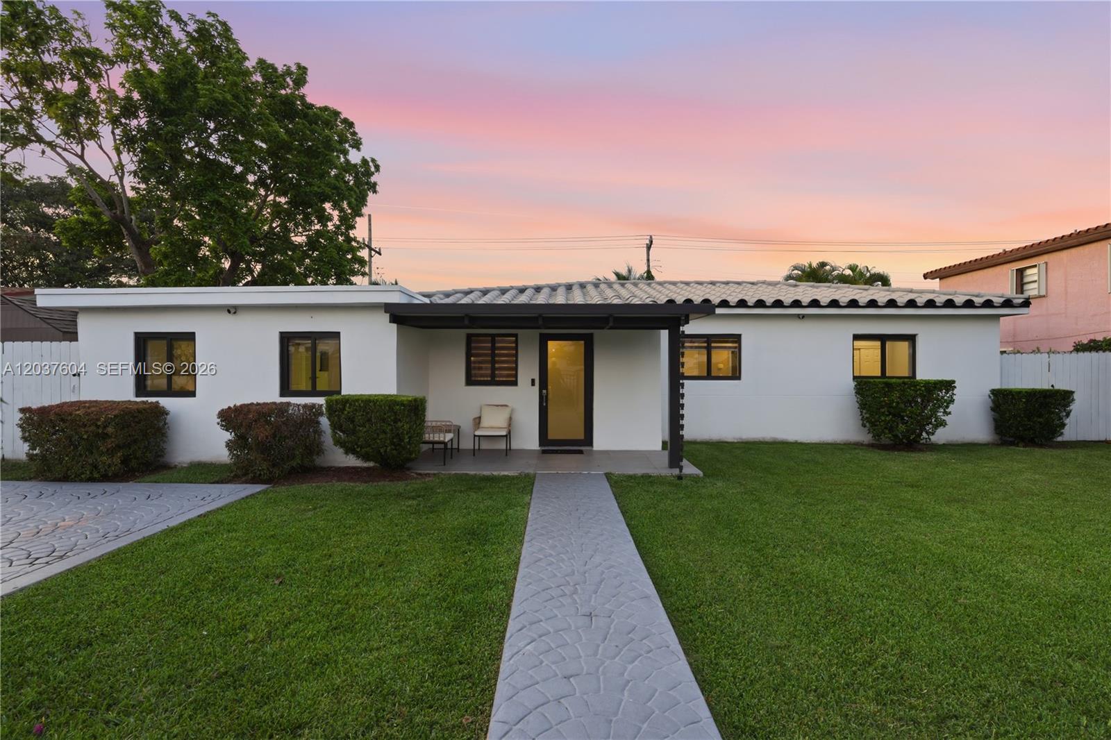 7395 Southwest 39th Street Miami, FL 33155 - Photo 1 of 48