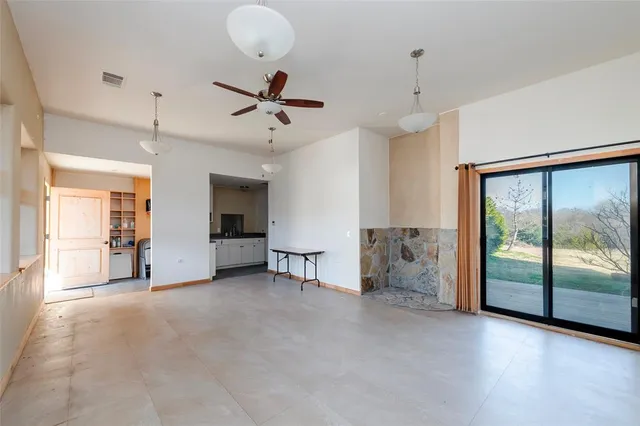 $2,300,000 | 172 Burks Road, Whitewright, TX 75491