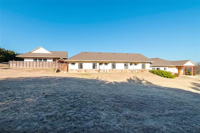 $2,300,000 | 172 Burks Road, Whitewright, TX 75491