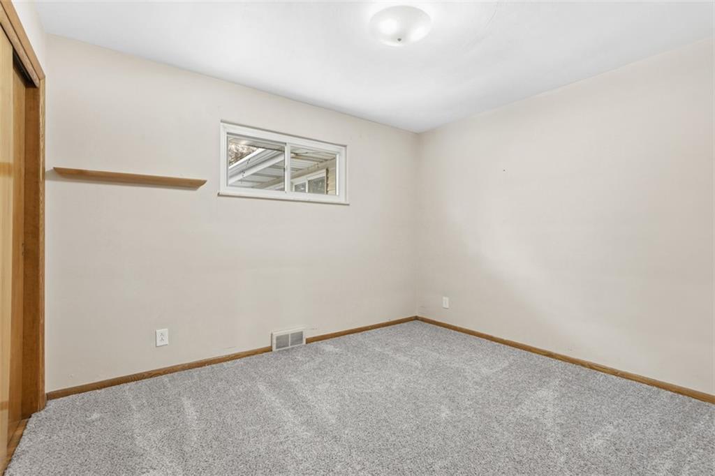 431 Colonial Drive Monroeville, PA 15146 - Photo 9 of 28 an empty room with a window