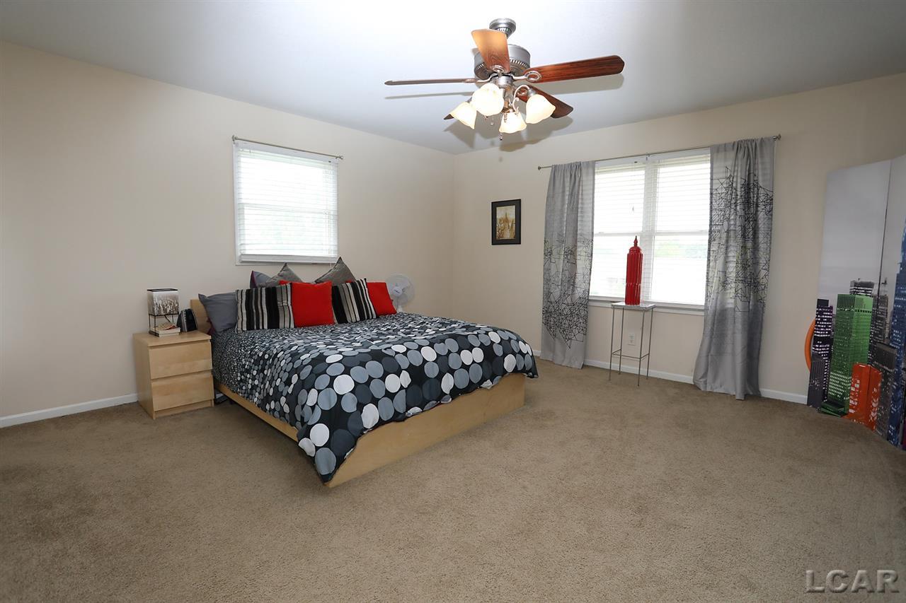 3165 Cobblestone Ridge Tecumseh, MI 49286 - Photo 17 of 43 Master Bedroom