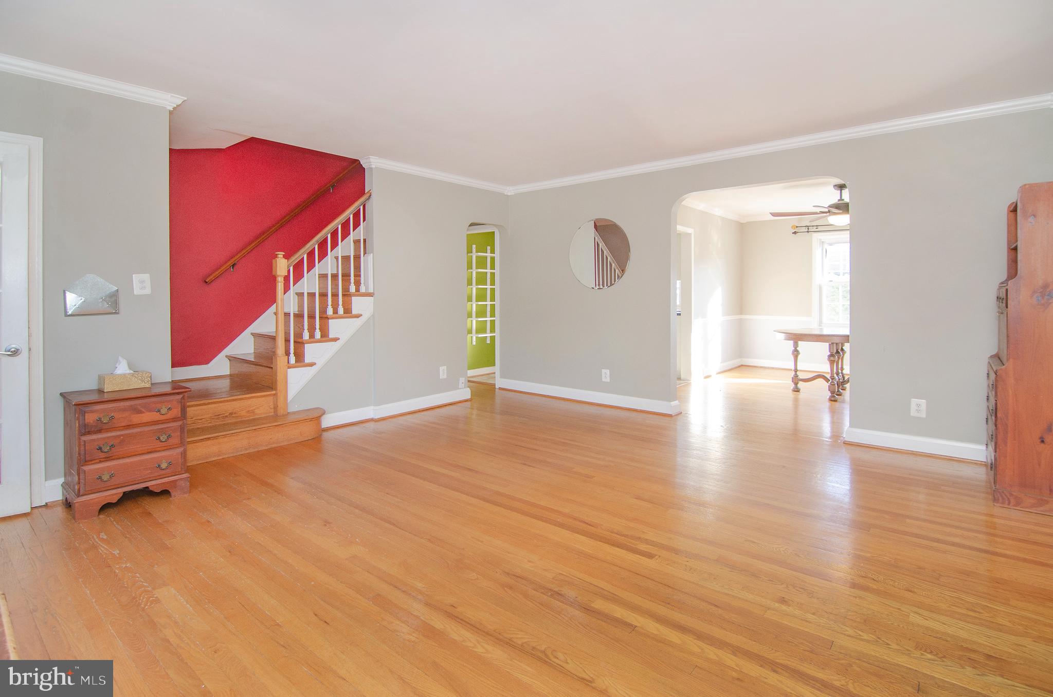8419 Greenway Road Towson, MD 21286 - Photo 2 of 25