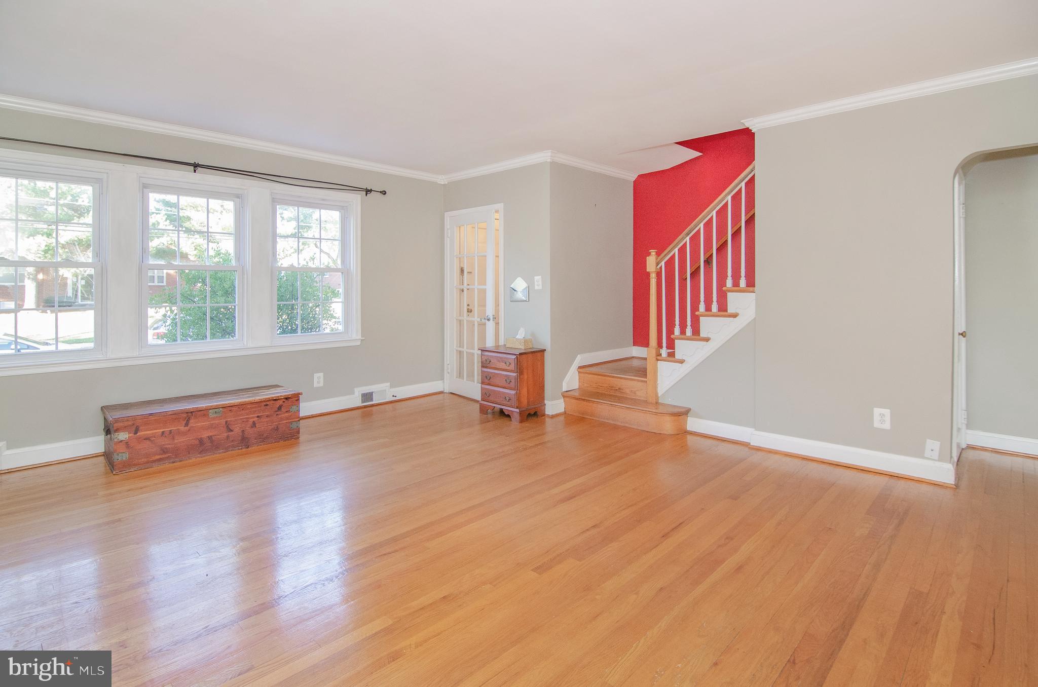 8419 Greenway Road Towson, MD 21286 - Photo 7 of 25