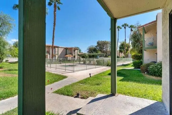 $1,875 | 34 Lakeview Circle, Cathedral City, CA 92234