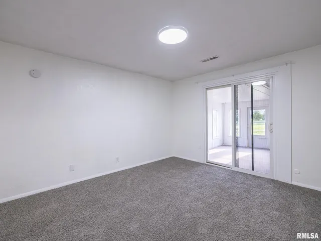 $284,900 | 101 Patricia Avenue, East Peoria, IL 61611