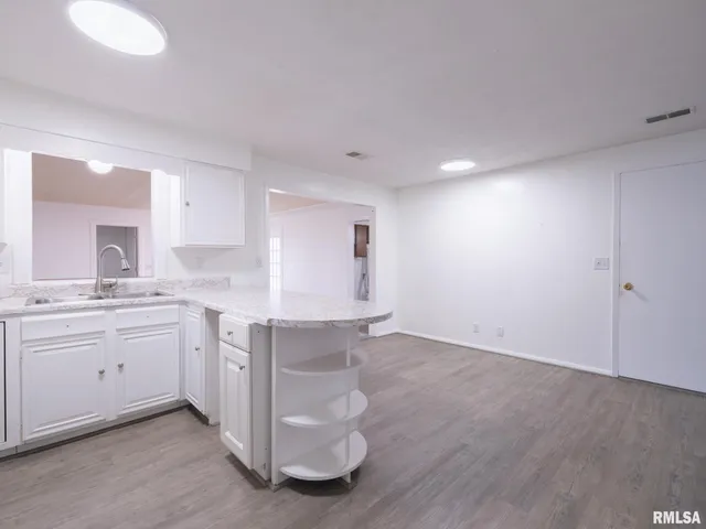 $284,900 | 101 Patricia Avenue, East Peoria, IL 61611