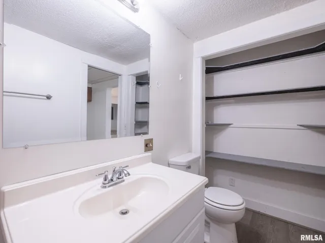 $284,900 | 101 Patricia Avenue, East Peoria, IL 61611