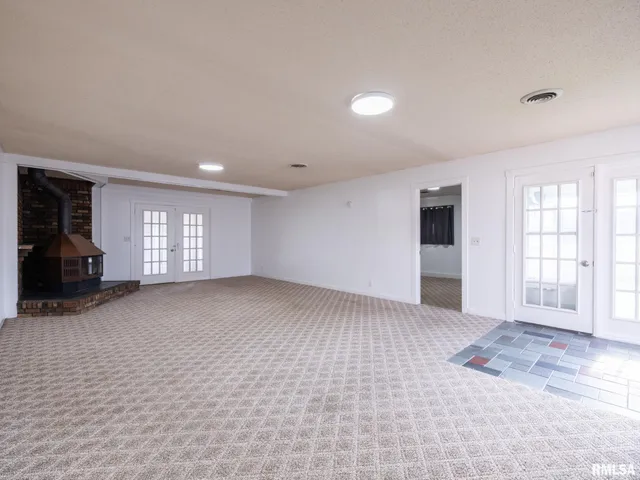 $284,900 | 101 Patricia Avenue, East Peoria, IL 61611