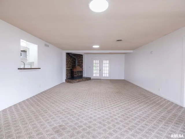 $284,900 | 101 Patricia Avenue, East Peoria, IL 61611