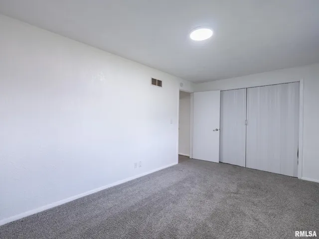 $284,900 | 101 Patricia Avenue, East Peoria, IL 61611