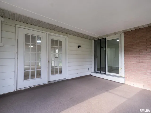 $284,900 | 101 Patricia Avenue, East Peoria, IL 61611