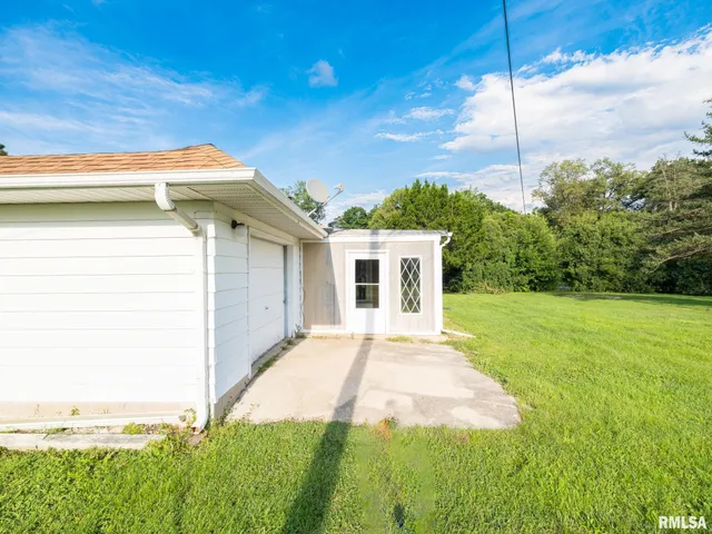 $284,900 | 101 Patricia Avenue, East Peoria, IL 61611