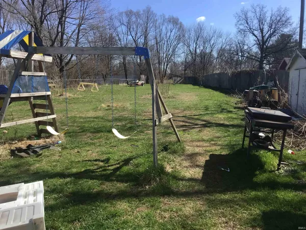 $225,000 | 713 South Franklin Street, Winamac, IN 46996