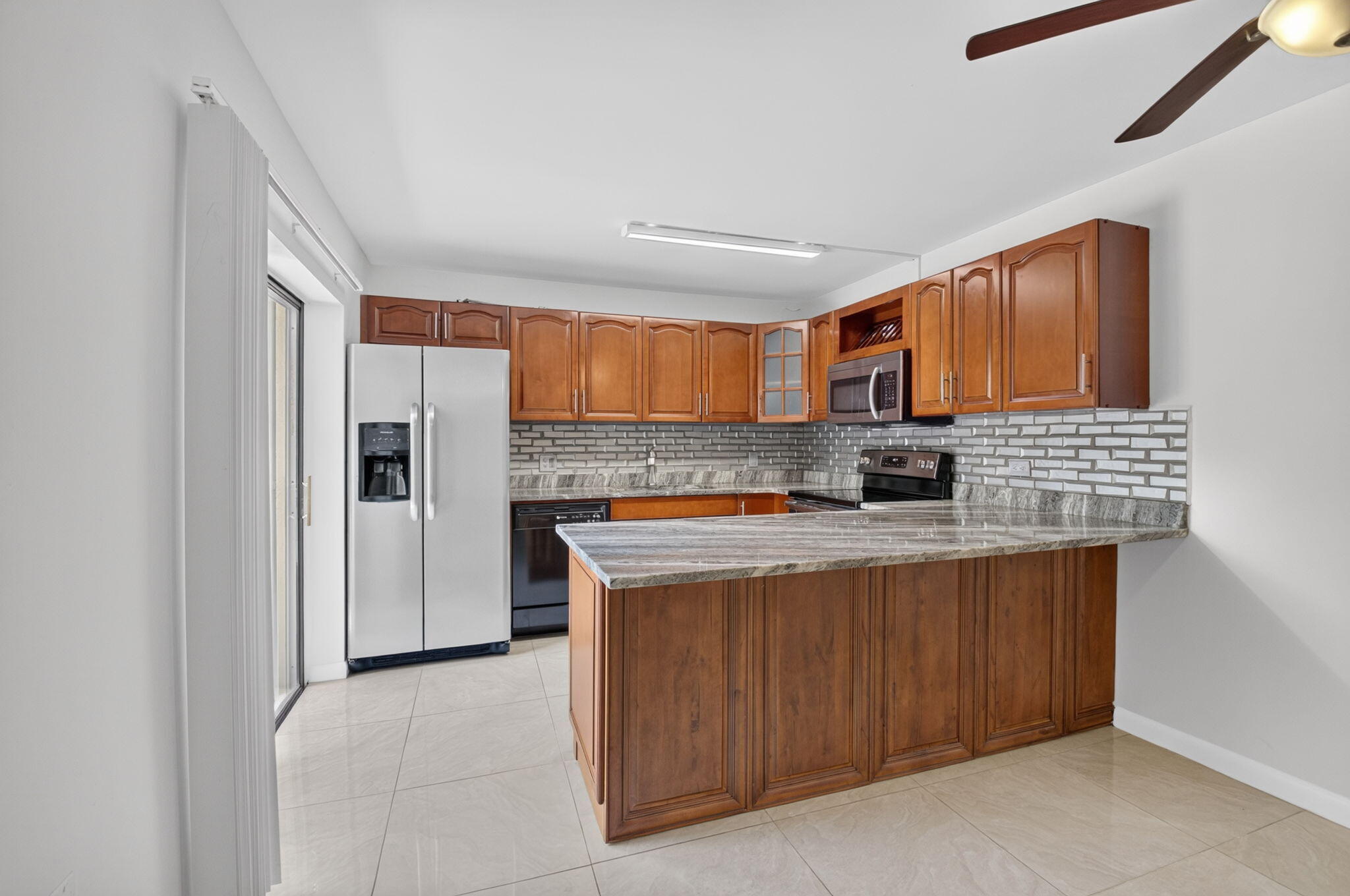 2887 Southwest 22nd Circle, Unit 49B Delray Beach, FL 33445 - Photo 13 of 46 13-web-or-mls-DSC_5468