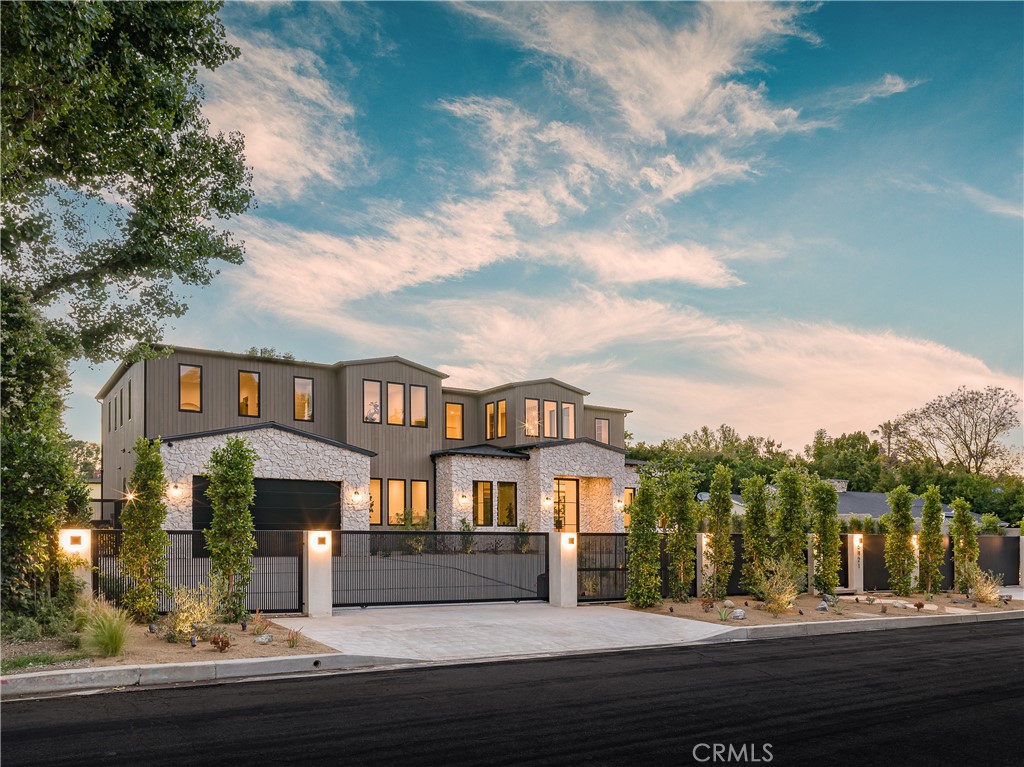 5421 Bothwell Road Tarzana, CA 91356 - Photo 4 of 145