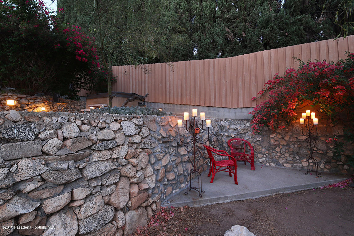 4372 Canyon Crest Road Altadena, CA 91001 - Photo 16 of 19 4372Canyon13