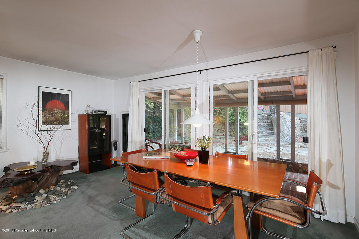 4372 Canyon Crest Road Altadena, CA 91001 - Photo 6 of 19 4372Canyon3