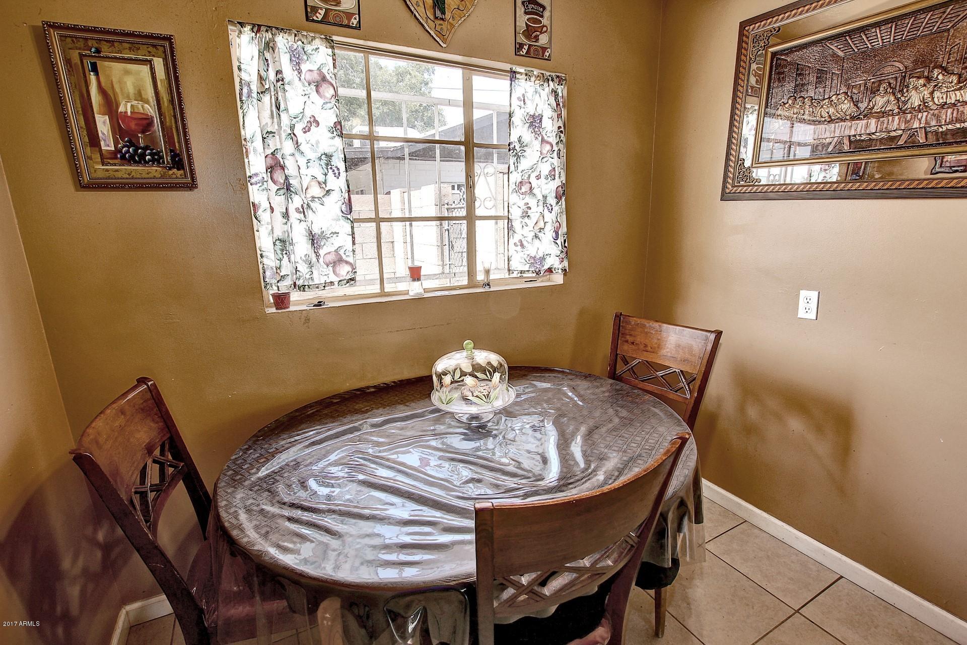 2202 North 30th Street Phoenix, AZ 85008 - Photo 10 of 16 0011-30th (10)