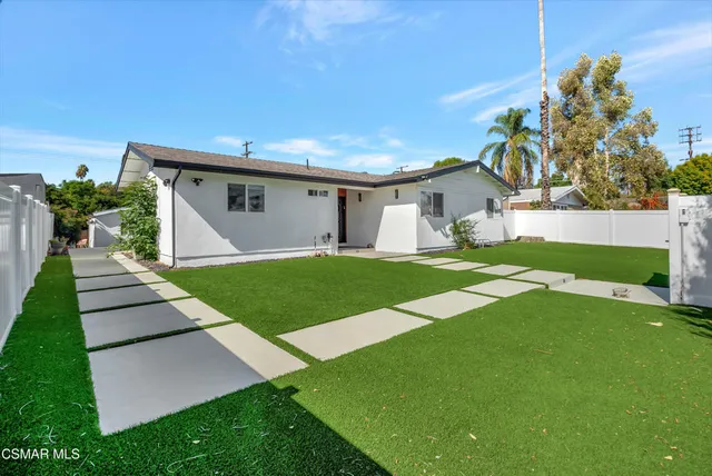$1,195,000 | 8225 Fallbrook Avenue, West Hills, CA 91304