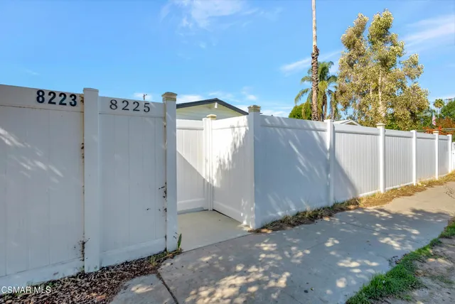 $1,195,000 | 8225 Fallbrook Avenue, West Hills, CA 91304