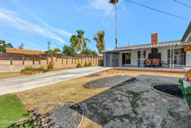 $1,195,000 | 8225 Fallbrook Avenue, West Hills, CA 91304