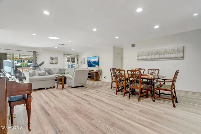 $1,195,000 | 8225 Fallbrook Avenue, West Hills, CA 91304