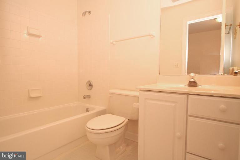 3630 Ransom Place Alexandria, VA 22306 - Photo 8 of 19 Bath #2