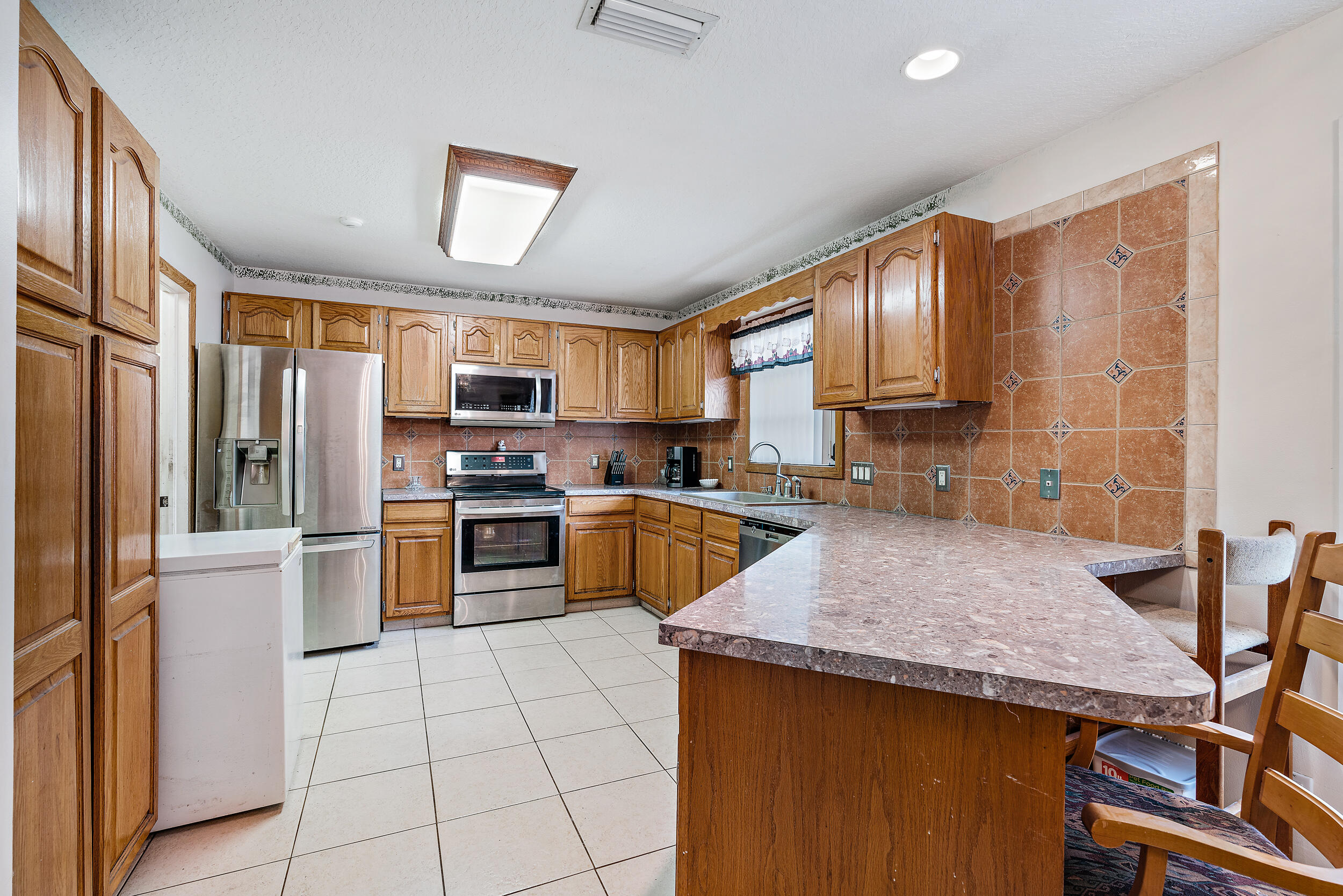 5768 Tucker Road Jupiter, FL 33458 - Photo 5 of 16 5768 Tucker Rd-3