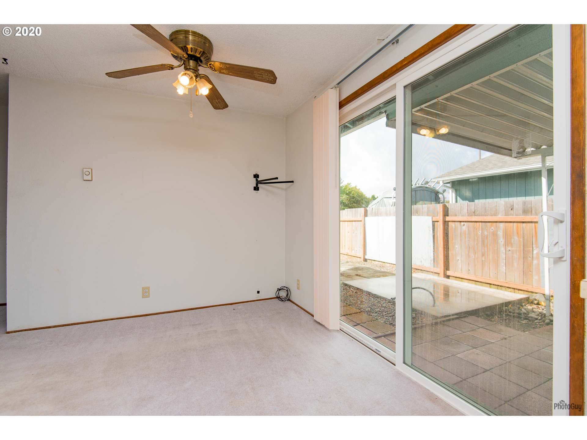 364 North 49th Street Springfield, OR 97478 - Photo 11 of 30