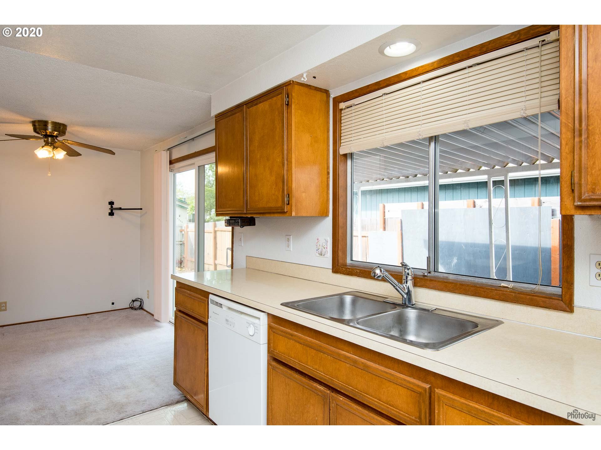 364 North 49th Street Springfield, OR 97478 - Photo 15 of 30