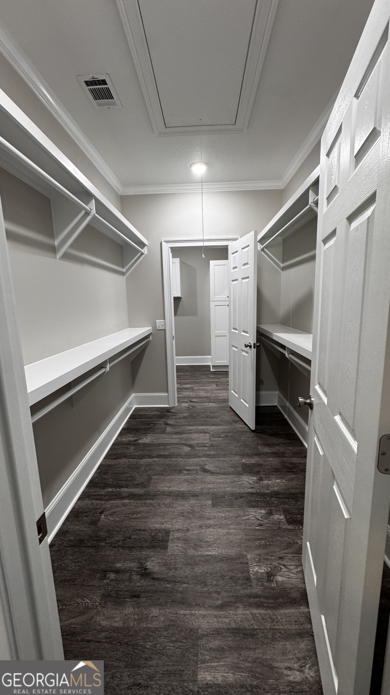 3 Willow Pointe Claxton, GA 30417 - Photo 27 of 31 a view of walk in closet
