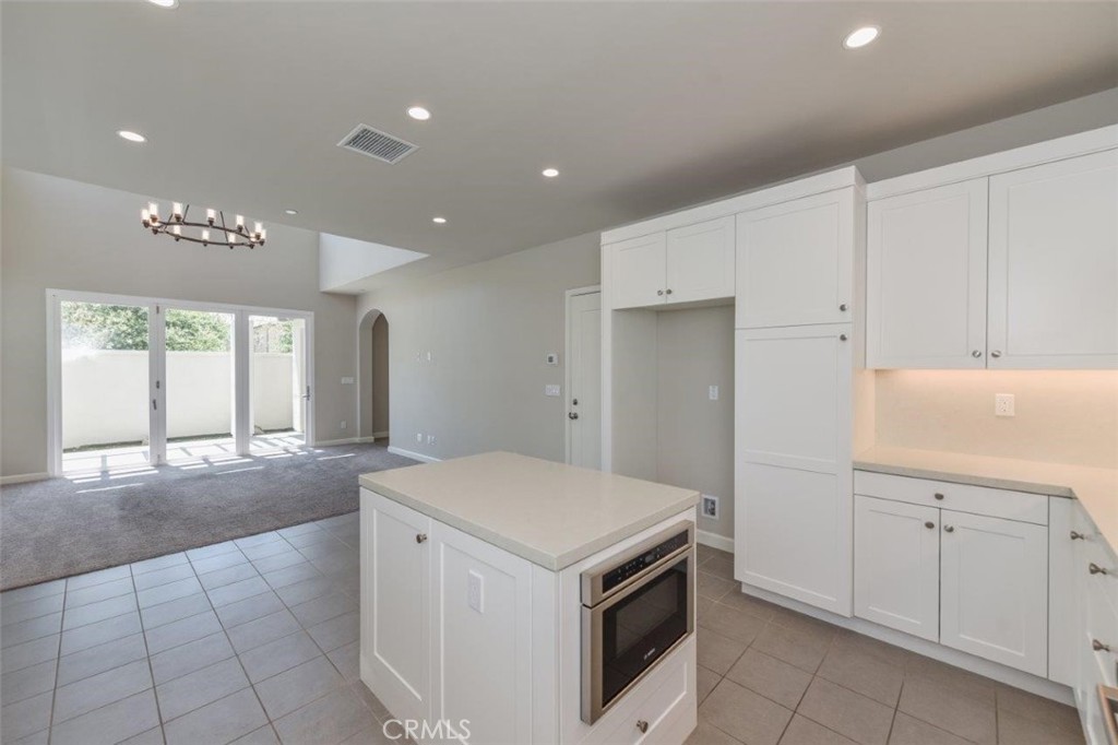 137 Falcon Ridge Irvine, CA 92618 - Photo 11 of 37 Gallery Image 11