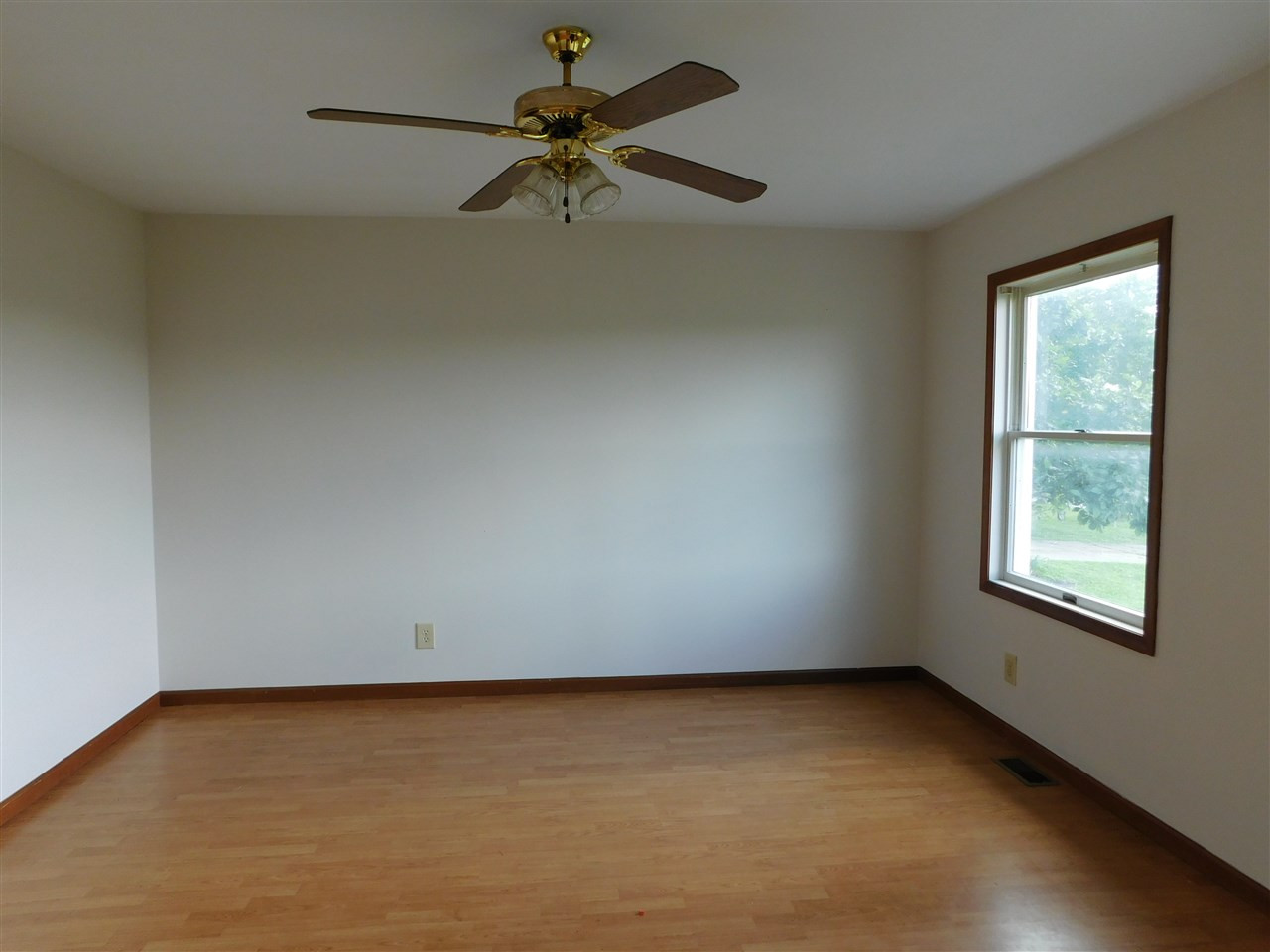 580 Mulligan Road Dry Ridge, KY 41035 - Photo 10 of 16