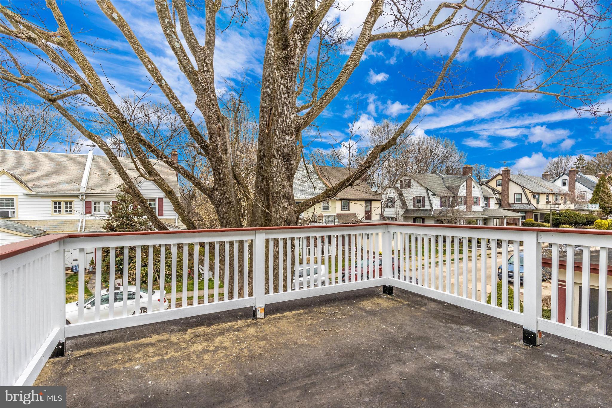 118 Walsh Road Lansdowne, PA 19050 - Photo 3 of 49