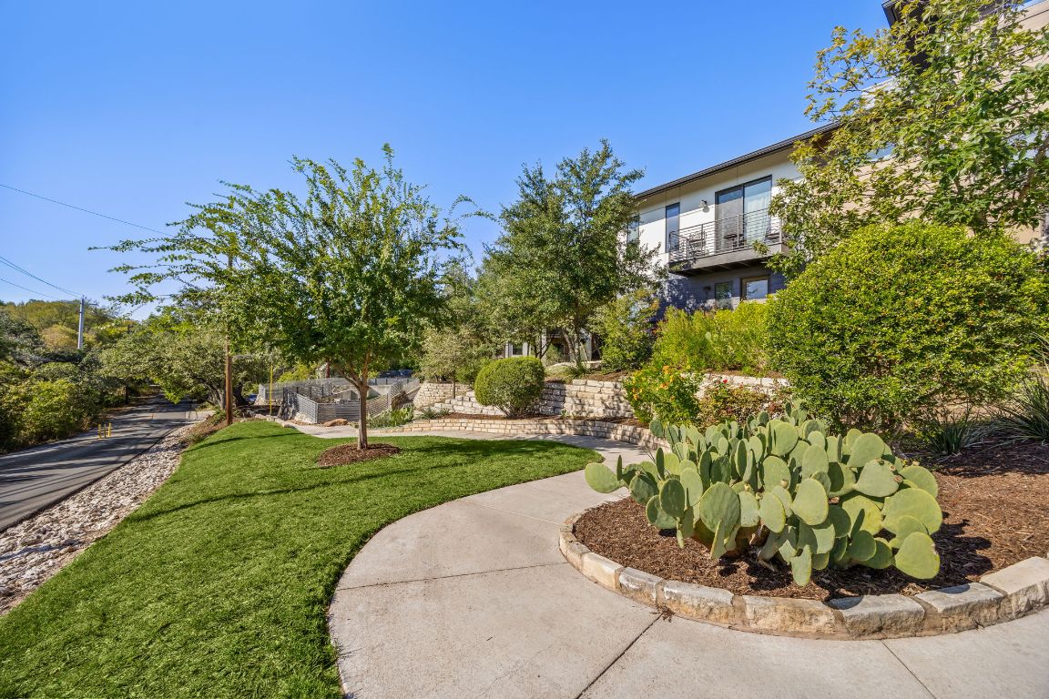 3700 Clawson Road, Unit 503 Austin, TX 78704 - Photo 37 of 39 a view of a garden with plants