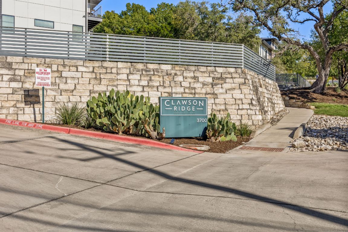 3700 Clawson Road, Unit 503 Austin, TX 78704 - Photo 39 of 39 a backyard of a house