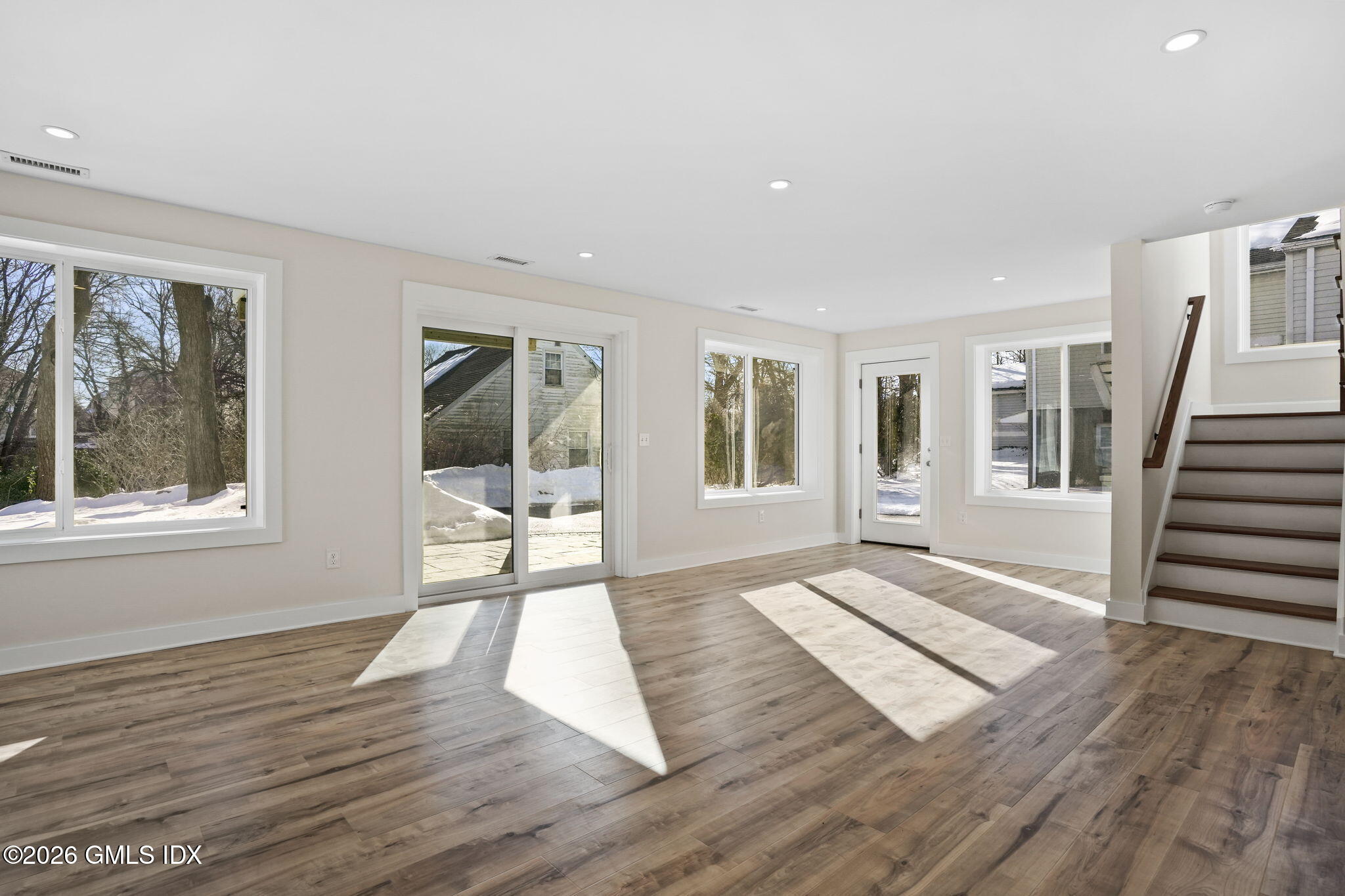 79 View Street West Greenwich, CT 06830 - Photo 16 of 26 35-web-or-mls-79-view-st-w