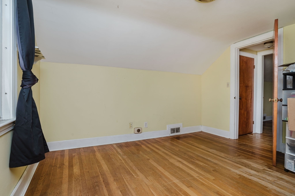 42 Harding Road Fairhaven, MA 02719 - Photo 35 of 38