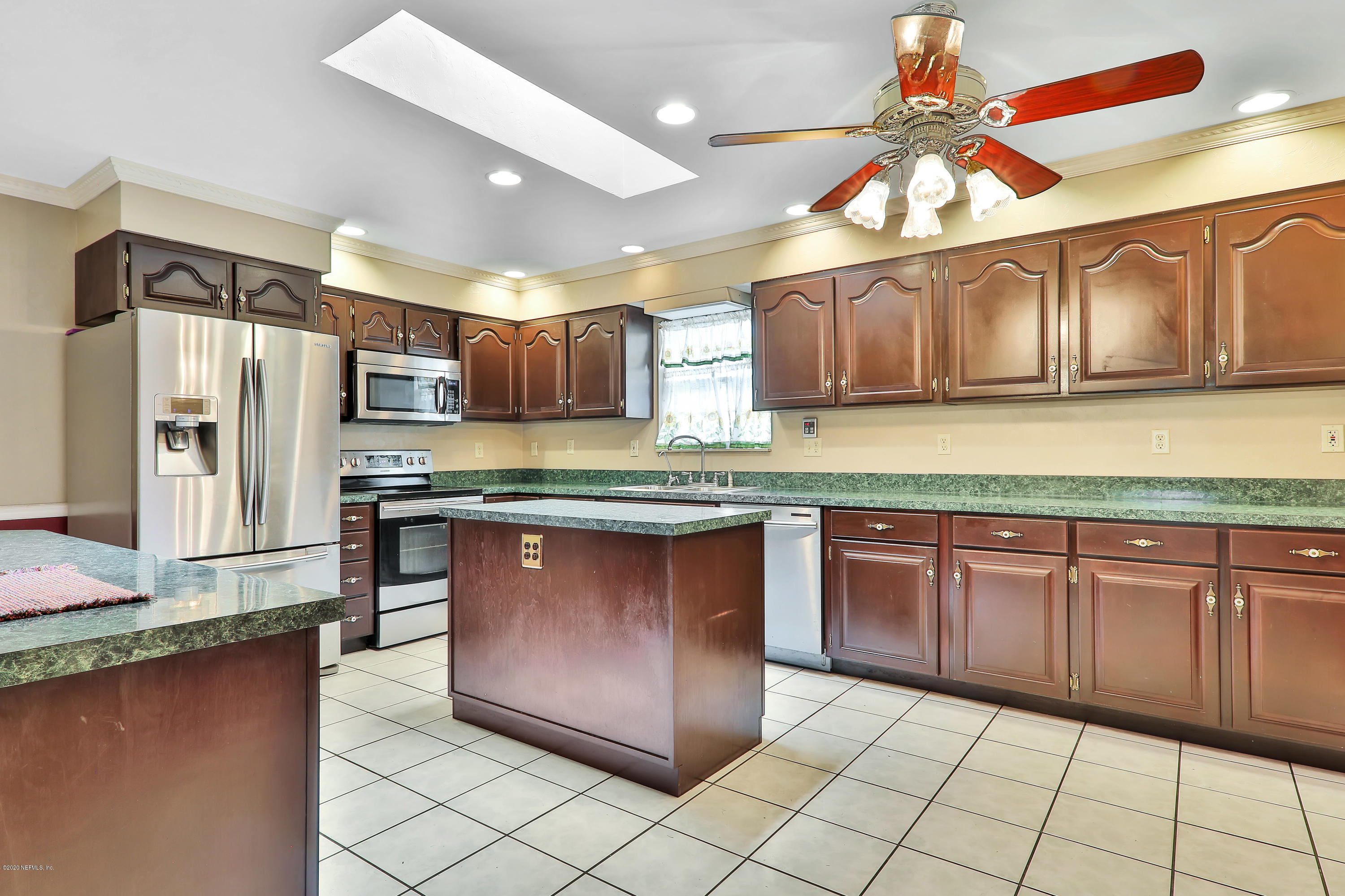 1638 Otis Road Jacksonville, FL 32220 - Photo 6 of 25 573A0038