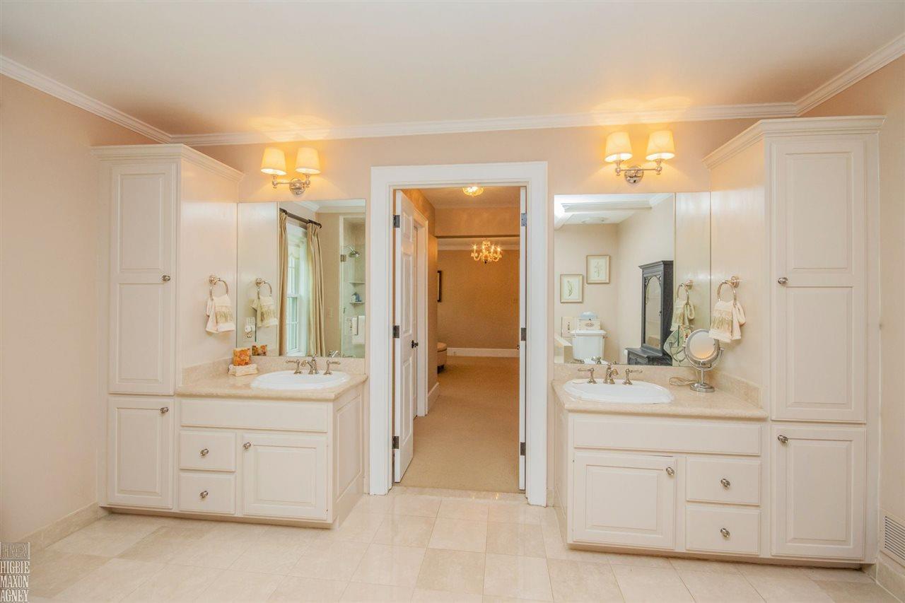 1015 Yorkshire Road Grosse Pointe Park, MI 48230 - Photo 26 of 40