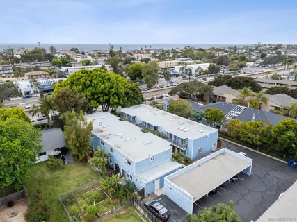 $1,149,000 | 981 North Vulcan Avenue, Unit 7, Encinitas, CA 92024