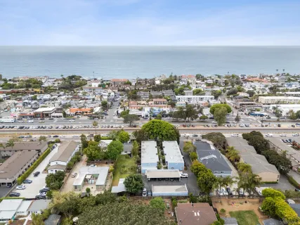 $1,149,000 | 981 North Vulcan Avenue, Unit 7, Encinitas, CA 92024