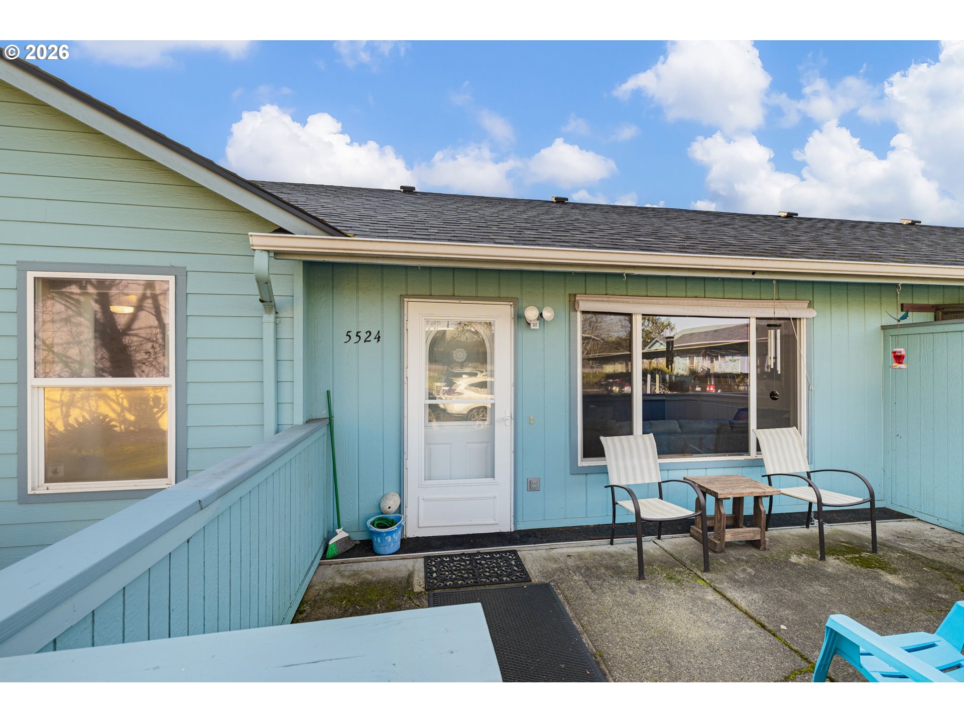 5524 E Street Springfield, OR 97478 - Photo 2 of 21