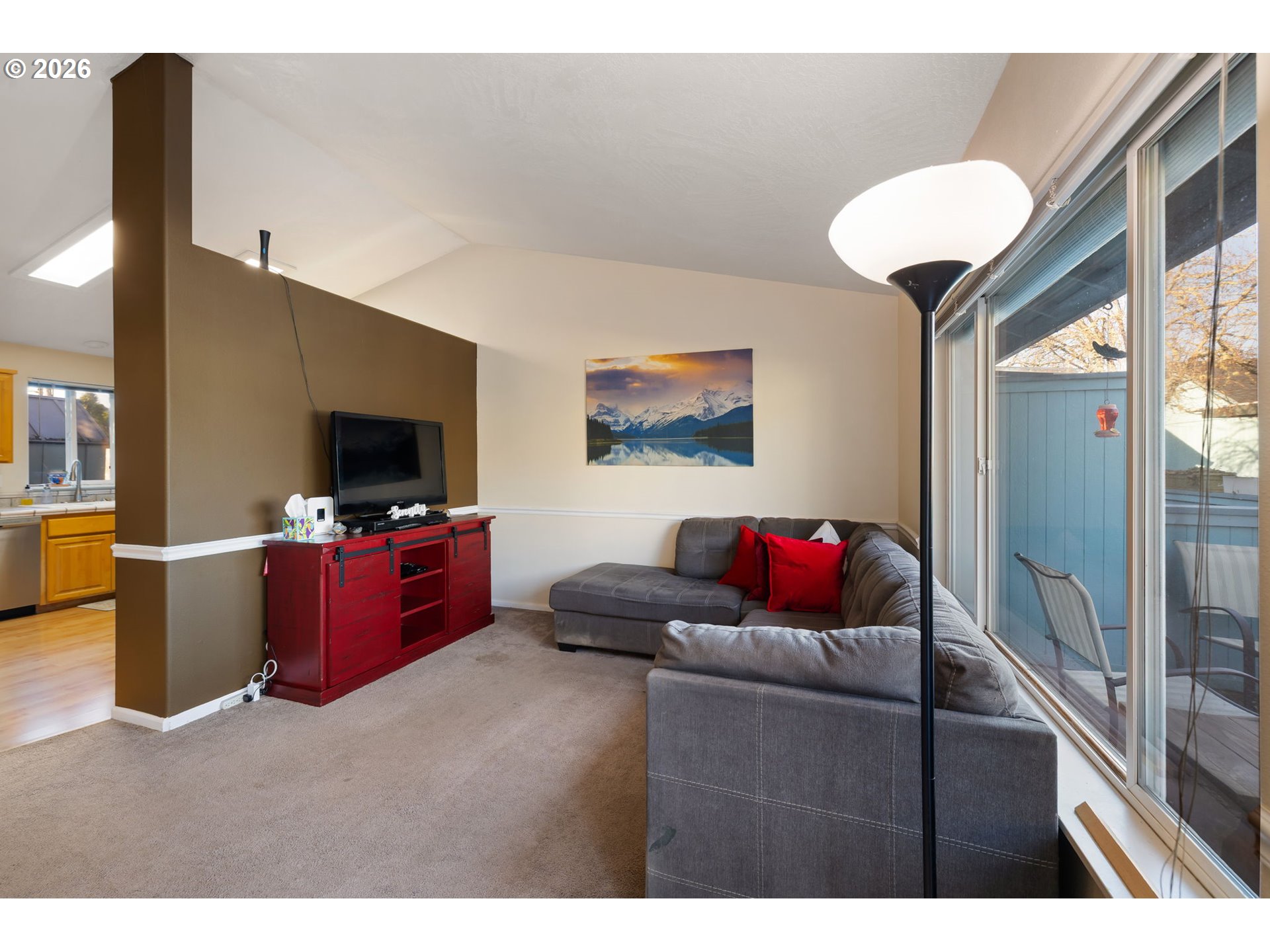 5524 E Street Springfield, OR 97478 - Photo 6 of 21