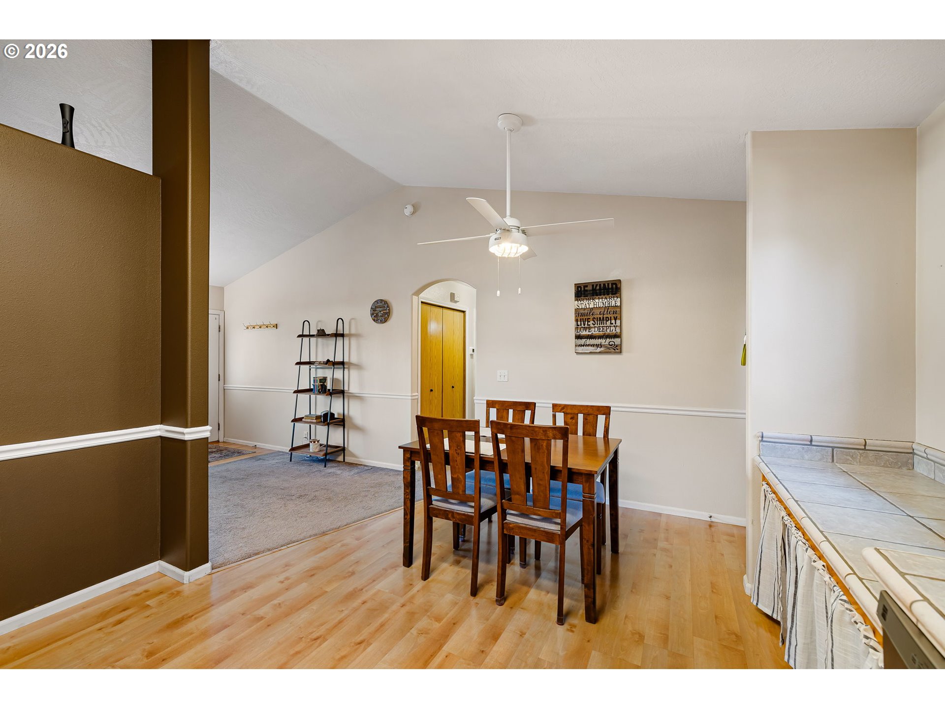 5524 E Street Springfield, OR 97478 - Photo 10 of 21