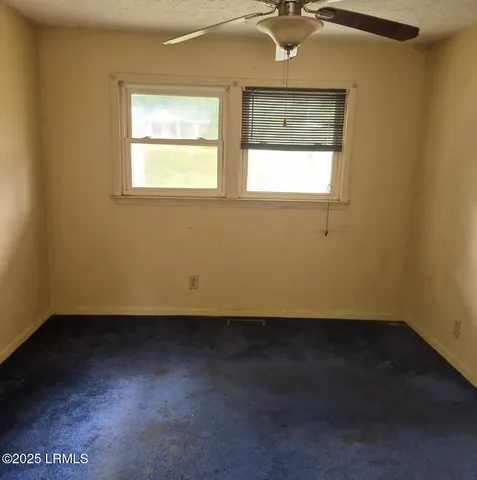 $68,000 | 20868 Solomon Blatt Avenue, Blackville, SC 29817