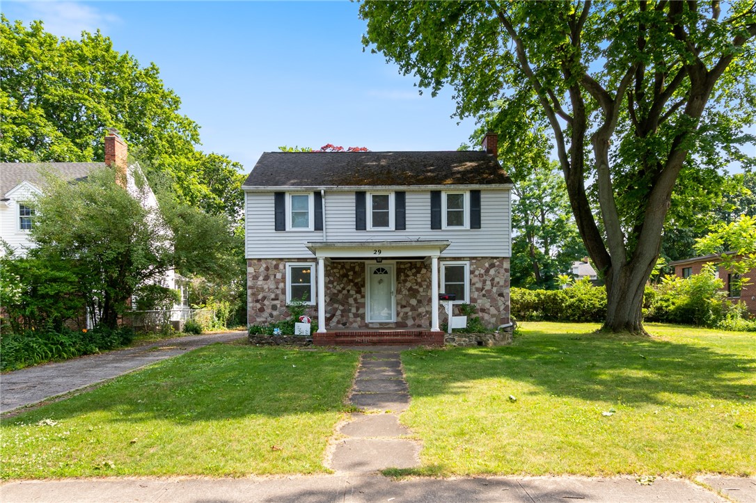 29 Avondale is in the comfortable community of 14622 - close to NATURE PARKS and SEASONAL FESTIVALS!